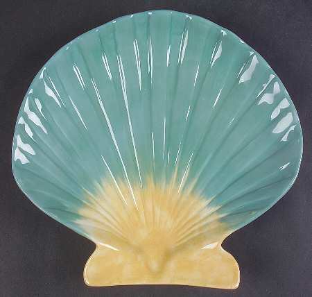 By the Shore 10" Shell Shaped Dish
