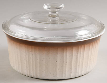 French Bisque 2.5 Qt Round Covered Casserole