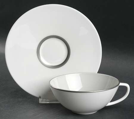 Chromatic Flat Cup & Saucer Set