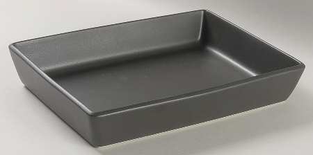 Cargo Black 11" Rectangular Baker