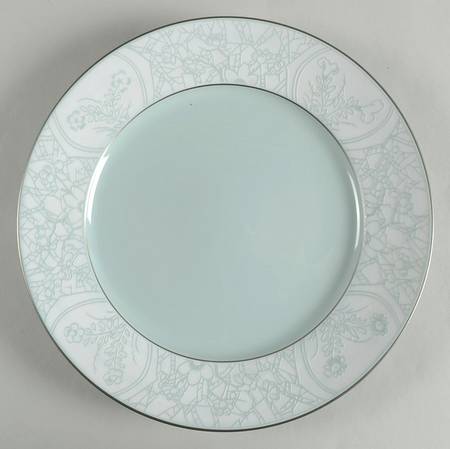 Hibiya Biscuit and Celadon Dinner Plate