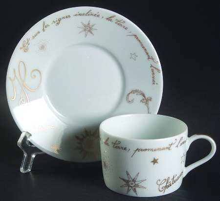 Val de Lorie Gold Flat Cup & Saucer Set