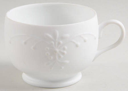 Manosque Satin (White) Footed Cup