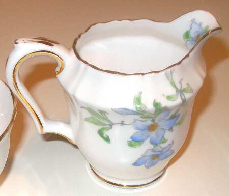 F15269 Creamer