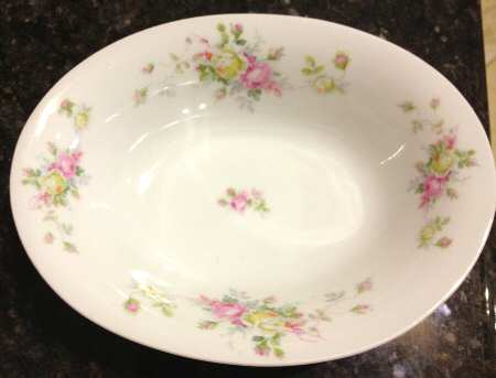 ADH43 9" Oval Vegetable Bowl