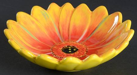 Gerbera Figural Dip Bowl