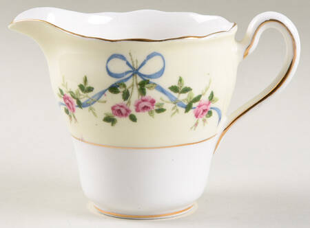 6805 Creamer