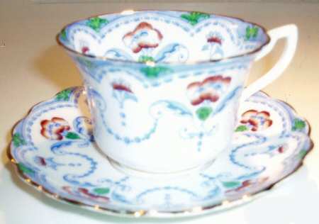 CAE7 Footed Cup & Saucer Set