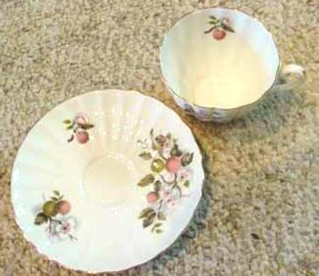 F15743 by Crown Staffordshire