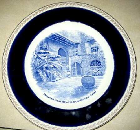 Scenes of Old New Orleans (Laurel Edge) by Crown Ducal