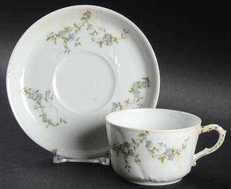 Schleiger 1299-7 Flat Cup & Saucer Set