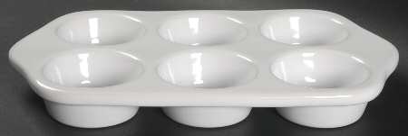 Bakeware White Muffin Pan (Holds 6 Muffins)