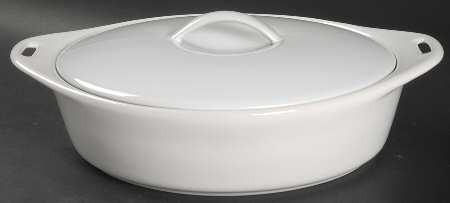 Bakeware White 2 Qt Round Covered Casserole