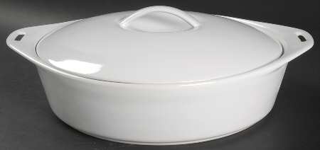 Bakeware White 3.5 Quart Round Covered Casserole