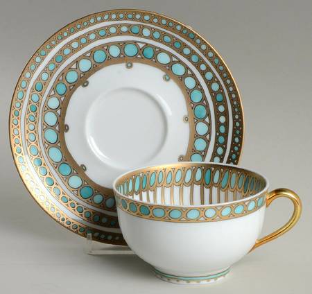 Syracuse Footed Cup & Saucer Set