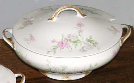 CHF1432 Round Covered Vegetable
