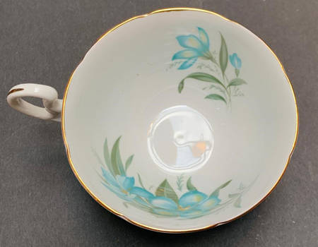 4485 Footed Cup & Saucer Set