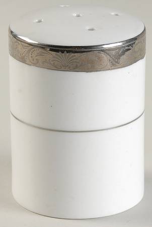 CFN2 Pepper Shaker
