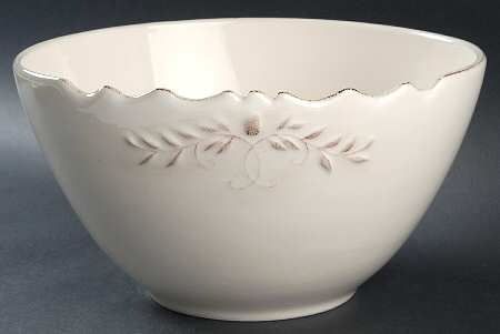 Josephine 10" Round Vegetable Bowl