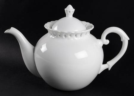 Heirloom White Teapot & Lid