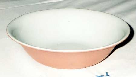 CCA6 9" Round Vegetable Bowl