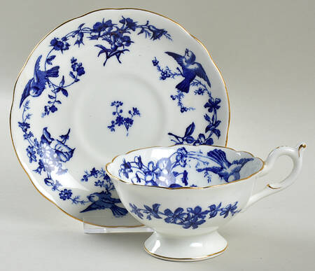 COA168 Footed Cup & Saucer Set