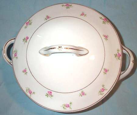 4315 Round Covered Vegetable