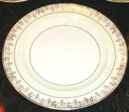CRP196 by Crown Potteries