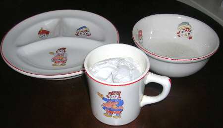 Raggedy Ann and Andy (Red Trim) by Crooksville
