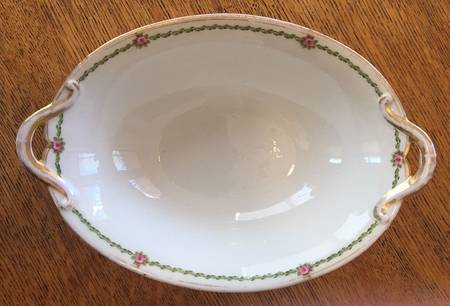 CHF1469 8" Oval Vegetable Bowl