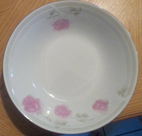 CCC11 9" Round Vegetable Bowl