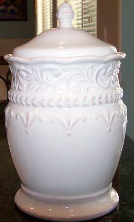 Venetian Ivory Small Canister & Lid