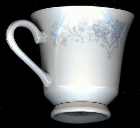 CX453 (Platinum Trim) Footed Cup