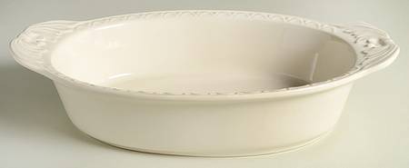 Firenze Ivory 16" Oval Baker