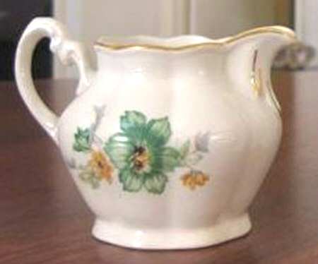 65547 Creamer