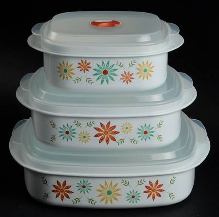 Happy Days (Corelle) (Set of 3)Square Plastic Microwave Bowl w/Vent Lid