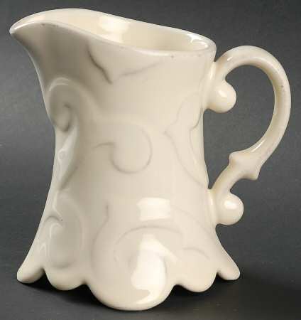 Arabesque Cream Creamer