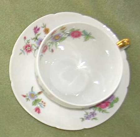 CHF1506 Flat Cup & Saucer Set