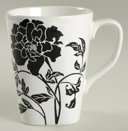 Dancing Blooms Black Mug