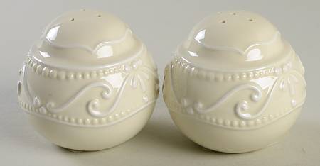 Chantilly Salt & Pepper Set
