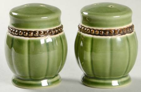 Elegant Rooster Salt & Pepper Set