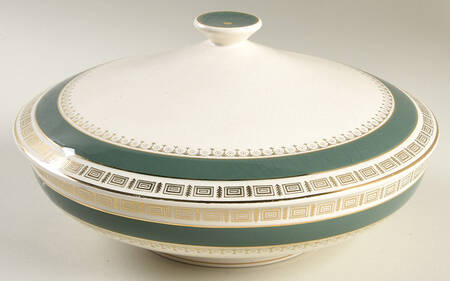 5666 Round Covered Vegetable