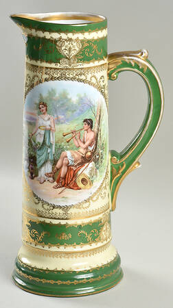 BWD917 80 Oz Pitcher