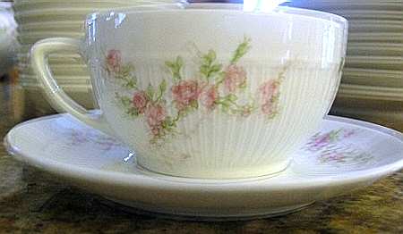CHF1529 Flat Cup & Saucer Set