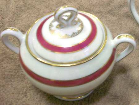 CHF1535 Sugar Bowl & Lid
