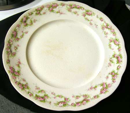 CRP205 by Crown Potteries