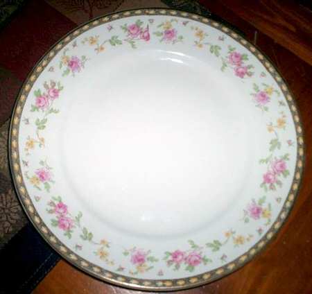 CRP237 by Crown Potteries