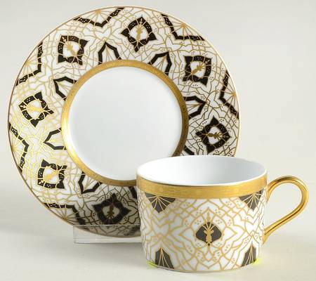 Farahnaz Black Flat Cup & Saucer Set