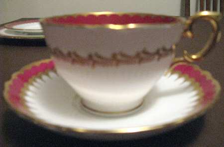 A15866 Footed Cup & Saucer Set