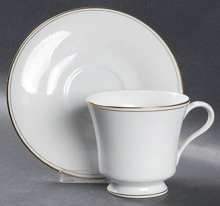 YSH13 Footed Cup & Saucer Set
